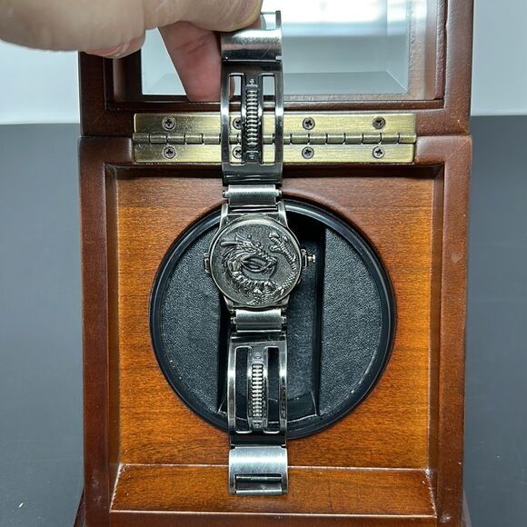 Fantasy metal dragon watch - Picture 3 of 3